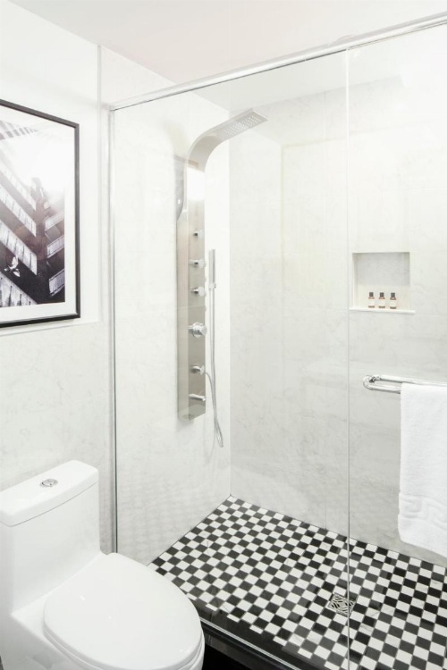 Le Place d Armes Hotel Suites image 4